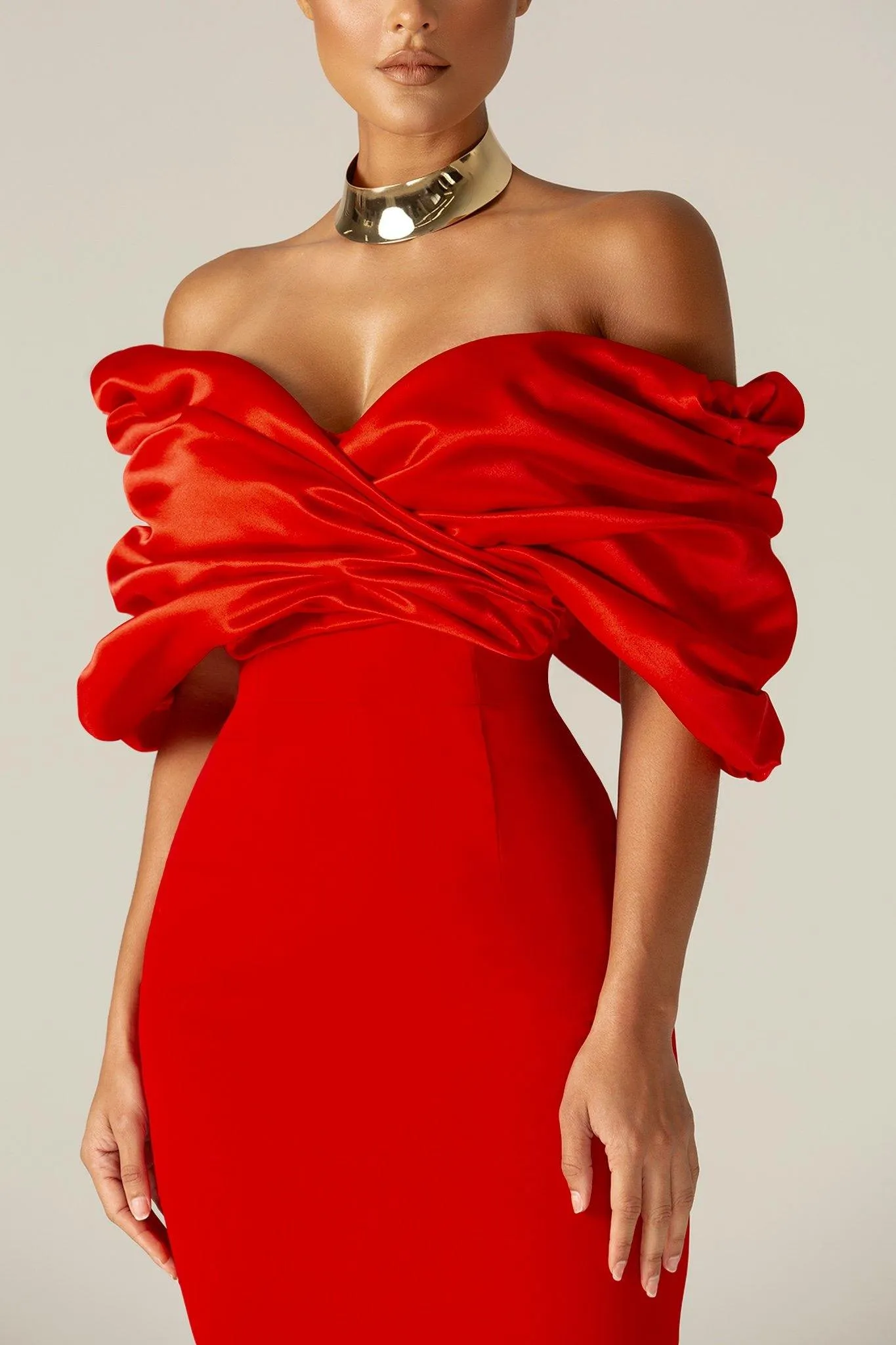 Maribel Crepe Ruffle Shoulder Dress (Red)