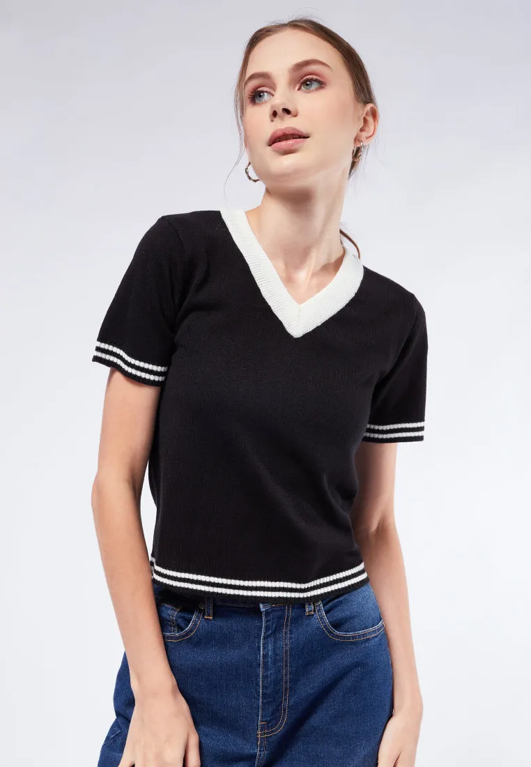 V-Neck Striped Hem Knit Top